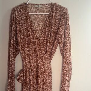 Aura Tan Floral Long Sleeve Dress